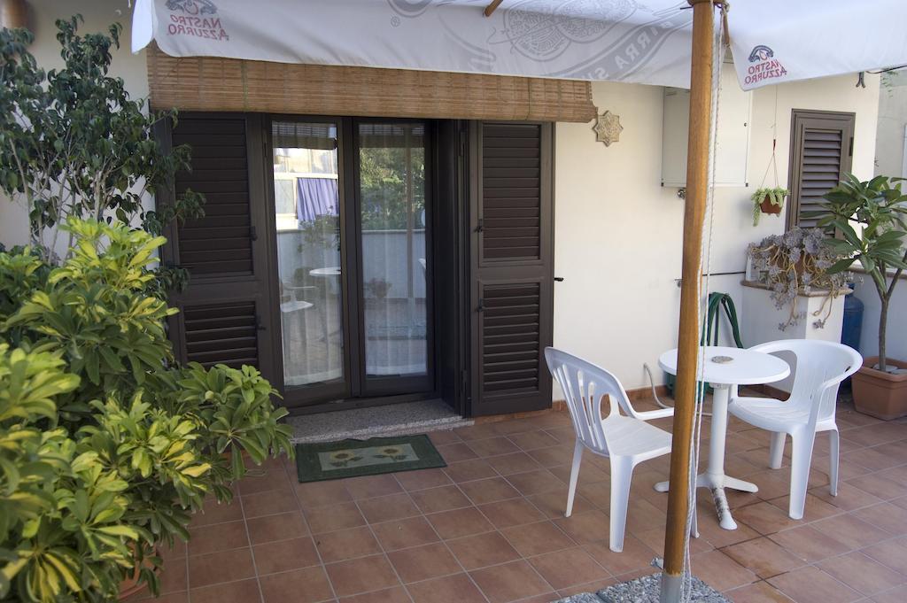 B&B Cactus Джардини-Наксос Экстерьер фото