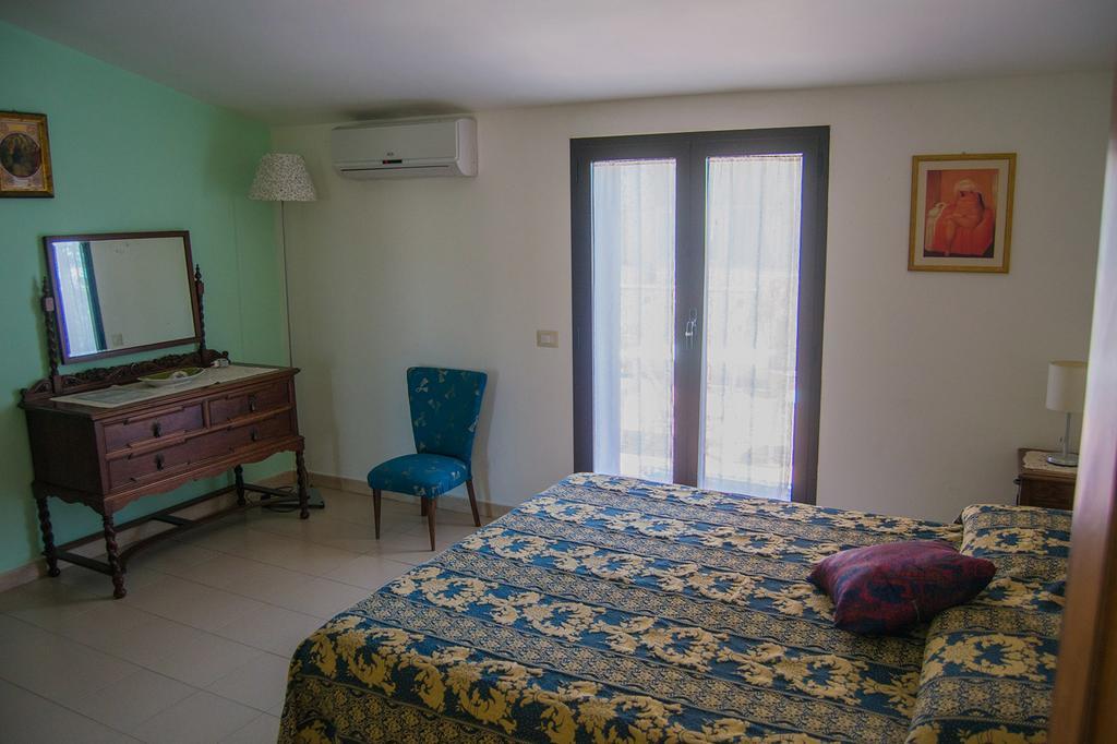 B&B Cactus Джардини-Наксос Экстерьер фото