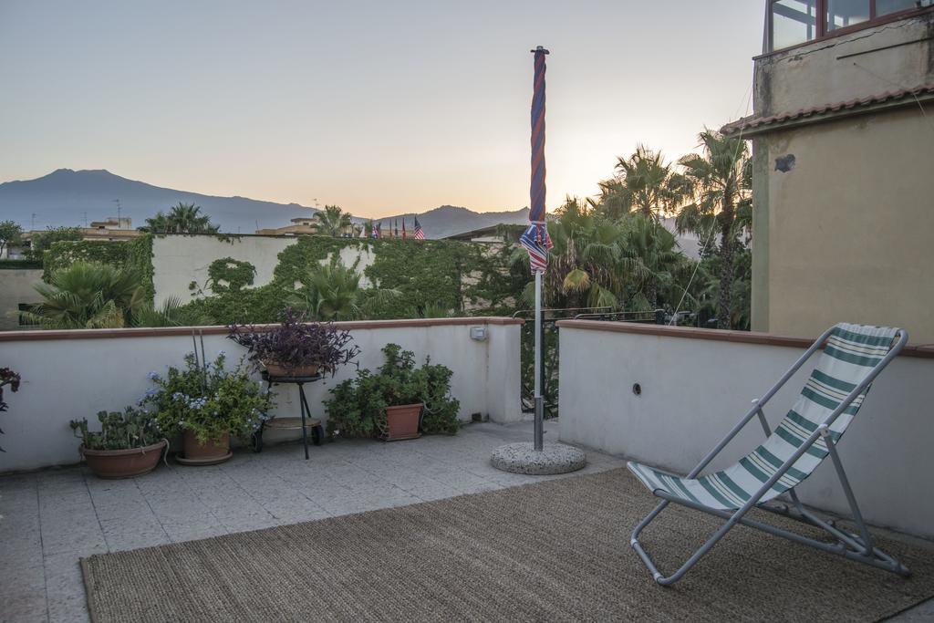 B&B Cactus Джардини-Наксос Экстерьер фото